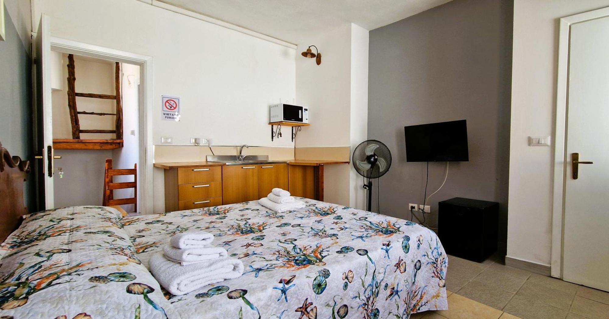 3 Mini Studios In Siniscola Exteriör bild